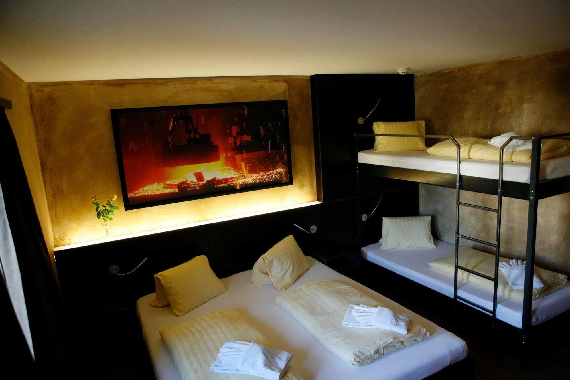 Ferus Hotel Rothenburg Exterior foto